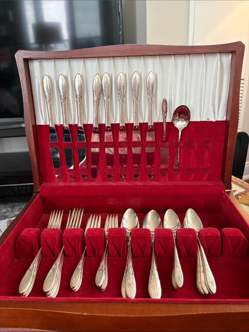 Vintage Stunning Oneida Community Lady Silver Plated Flatware Engraved W Art Dec